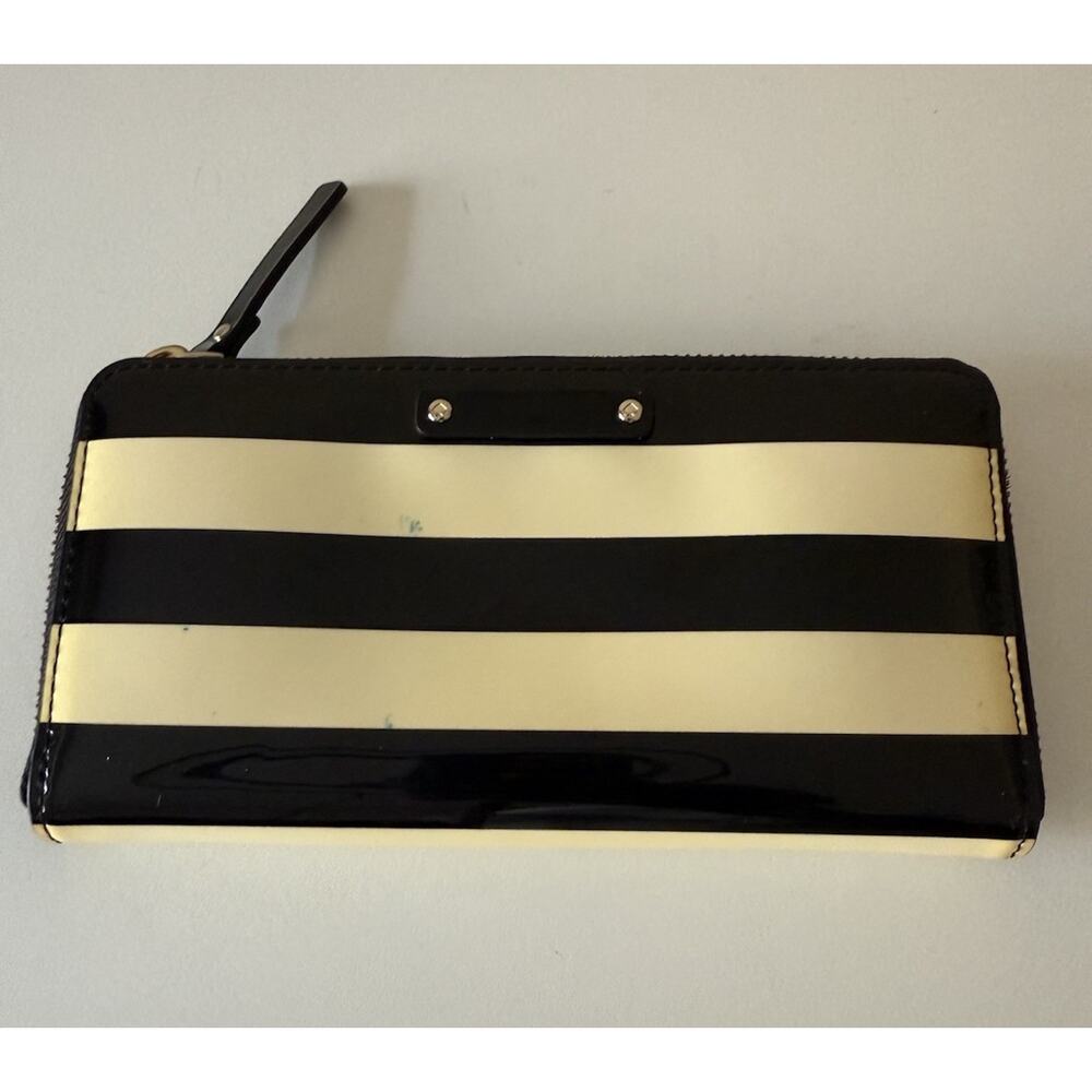 Kate Spade Penn Valley Neda Wallet Black Cream PVC Striped Zip Around Card Slot